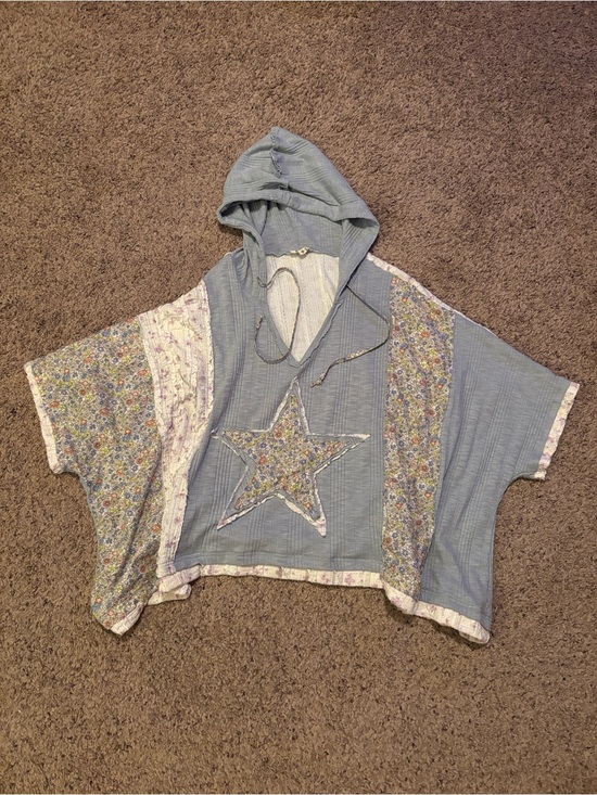 POL Tops - POL Blue Floral Patchwork Hooded Short Sleeve Top
